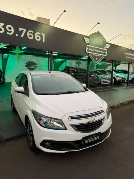 CHEVROLET Onix Hatch 1.4 4P FLEX LTZ, Foto 5
