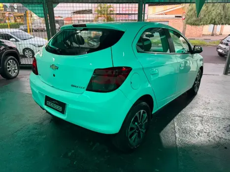 CHEVROLET Onix Hatch 1.4 4P FLEX LTZ, Foto 9