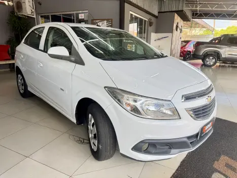 CHEVROLET Onix Hatch 1.0 4P FLEX LT, Foto 3