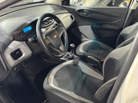 CHEVROLET Onix Hatch 1.0 4P FLEX LT, Foto 4