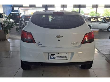 CHEVROLET Onix Hatch 1.4 4P FLEX LTZ, Foto 4
