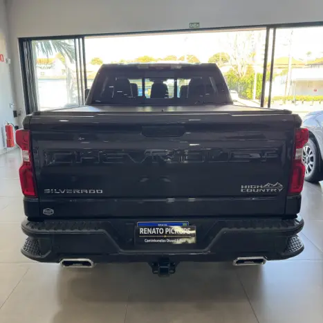 CHEVROLET Silverado 5.3 V8 1500 HIGH COUNTRY CABINE DUPLA 4X4 AUTOMÁTICO, Foto 4 CHEVROLET Silverado 5.3 V8 1500 HIGH COUNTRY CABINE DUPLA 4X4 AUTOMÁTICO, Foto 4