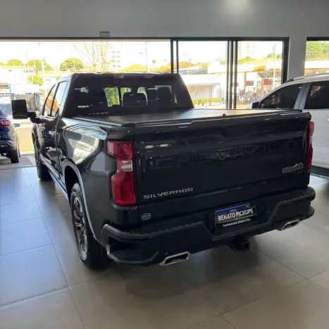 CHEVROLET Silverado 5.3 V8 1500 HIGH COUNTRY CABINE DUPLA 4X4 AUTOMÁTICO, Foto 5 CHEVROLET Silverado 5.3 V8 1500 HIGH COUNTRY CABINE DUPLA 4X4 AUTOMÁTICO, Foto 5