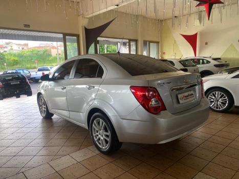 CHEVROLET Sonic Sedan 1.6 16V 4P LTZ FLEX AUTOM�TICO, Foto 2