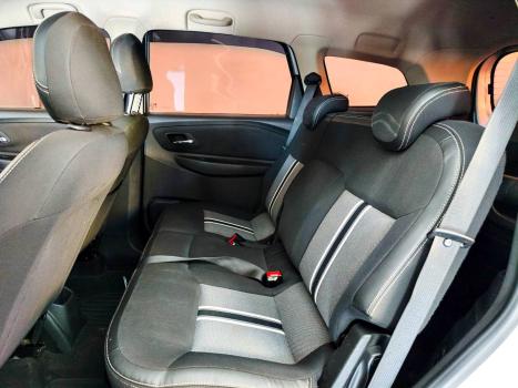 CHEVROLET Spin 1.8 4P FLEX ACTIV5 AUTOM�TICO, Foto 8