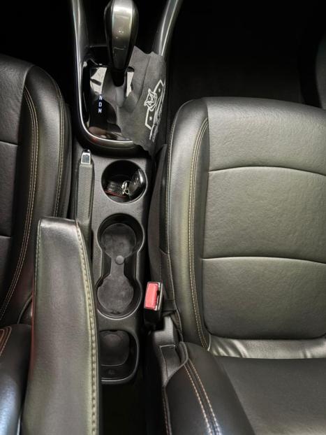 CHEVROLET Tracker 1.4 16V 4P FLEX MIDNIGHT TURBO AUTOMÁTICO, Foto 19 CHEVROLET Tracker 1.4 16V 4P FLEX MIDNIGHT TURBO AUTOMÁTICO, Foto 19