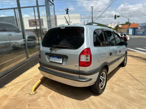 CHEVROLET Zafira 2.0 4P FLEX EXPRESSION, Foto 4 CHEVROLET Zafira 2.0 4P FLEX EXPRESSION, Foto 4