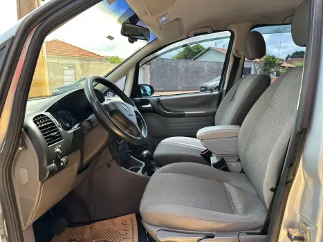 CHEVROLET Zafira 2.0 4P FLEX EXPRESSION, Foto 8 CHEVROLET Zafira 2.0 4P FLEX EXPRESSION, Foto 8