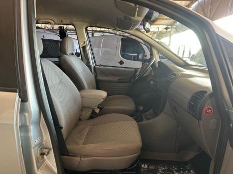 CHEVROLET Zafira 2.0 4P FLEX EXPRESSION 7 LUGARES AUTOM�TICO, Foto 8