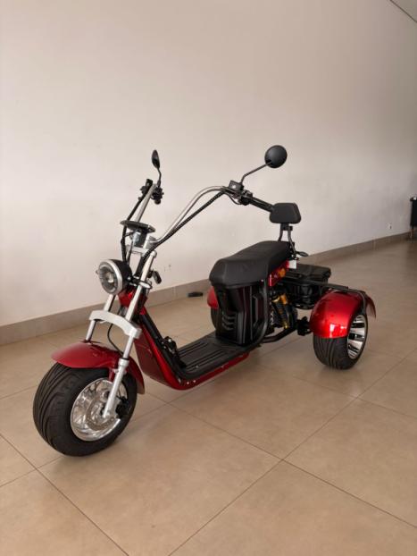 CHIN�S & CIA 800 W BATERIA L�TIO, Foto 2