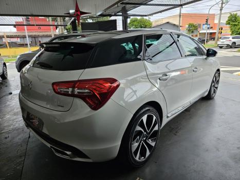 CITROEN DS5 1.6 16V 4P THP TURBO SO CHIC BVA AUTOMÁTICO, Foto 4