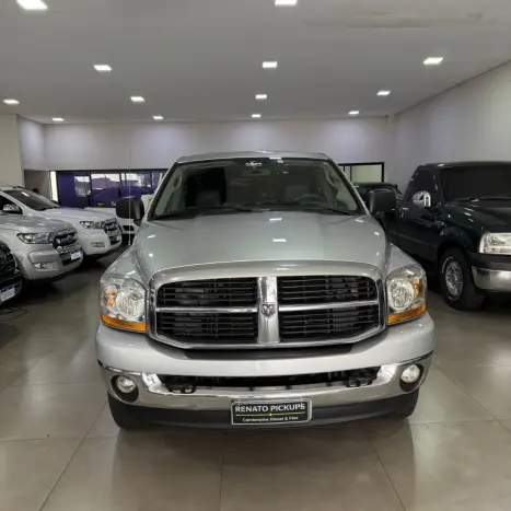 DODGE Ram 5.9 I6 24V 2500 SLT CABINE SIMPLES TURBO DIESEL 4X4 AUTOMTICO, Foto 4