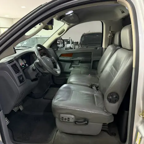 DODGE Ram 5.9 I6 24V 2500 SLT CABINE SIMPLES TURBO DIESEL 4X4 AUTOMTICO, Foto 15