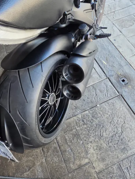 DUCATI Diavel 1200 CARBON, Foto 26