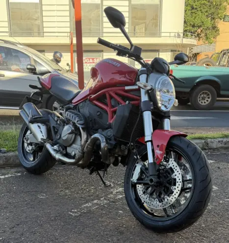 DUCATI Monster 821 ABS, Foto 5