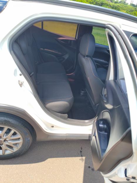 FIAT Argo 1.8 4P FLEX E.TORQ TREKKING AUTOM�TICO, Foto 6