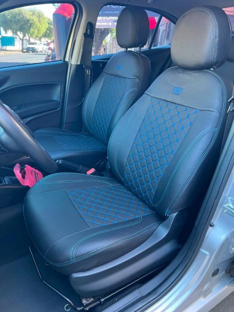 FIAT Cronos 1.3 4P FLEX, Foto 8