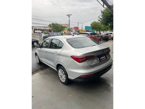 FIAT Cronos 1.3 4P FLEX DRIVE AUTOMÁTICO CVT, Foto 4