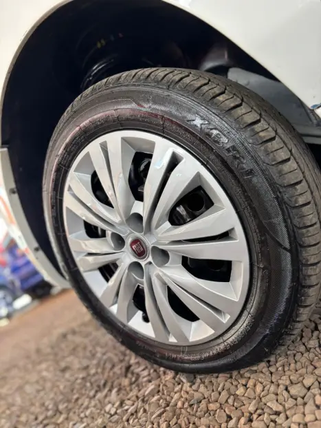 FIAT Doblo 1.8 16V 4P FLEX ESSENCE 7 LUGARES, Foto 6