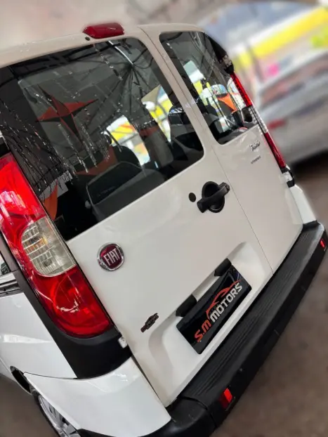 FIAT Doblo 1.8 16V 4P FLEX ESSENCE 7 LUGARES, Foto 10
