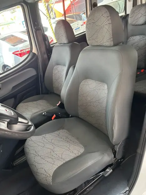 FIAT Doblo 1.8 16V 4P FLEX ESSENCE 7 LUGARES, Foto 17