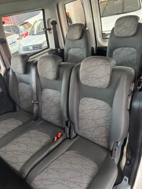 FIAT Doblo 1.8 16V 4P FLEX ESSENCE 7 LUGARES, Foto 18