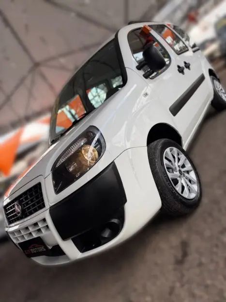FIAT Doblo 1.8 16V 4P FLEX ESSENCE 7 LUGARES, Foto 4