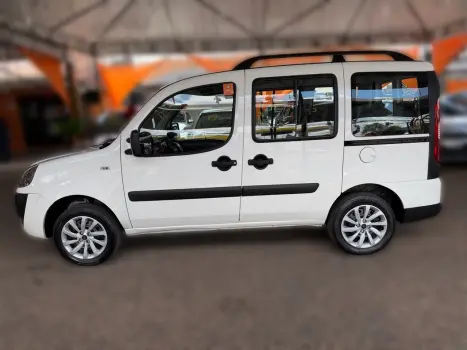 FIAT Doblo 1.8 16V 4P FLEX ESSENCE 7 LUGARES, Foto 5