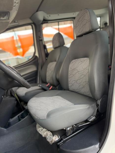 FIAT Doblo 1.8 16V 4P FLEX ESSENCE 7 LUGARES, Foto 17
