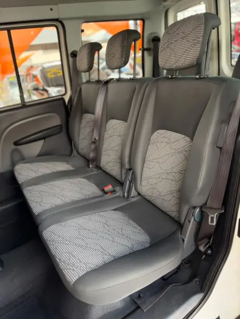 FIAT Doblo 1.8 16V 4P FLEX ESSENCE 7 LUGARES, Foto 18
