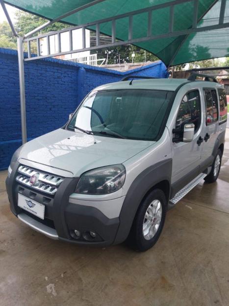 FIAT Doblo 1.8 4P FLEX ADVENTURE LOCKER, Foto 1