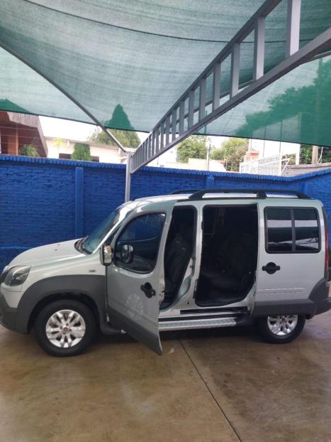 FIAT Doblo 1.8 4P FLEX ADVENTURE LOCKER, Foto 5