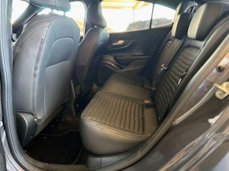 FIAT Fastback 1.3 16V 4P FLEX LIMITED EDITION TURBO 270 AUTOM�TICO, Foto 8