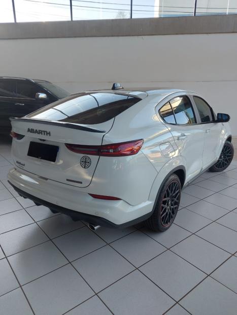 FIAT Fastback 1.3 16V 4P FLEX ABARTH TURBO 270 AUTOM�TICO, Foto 4