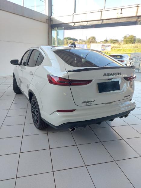 FIAT Fastback 1.3 16V 4P FLEX ABARTH TURBO 270 AUTOM�TICO, Foto 6
