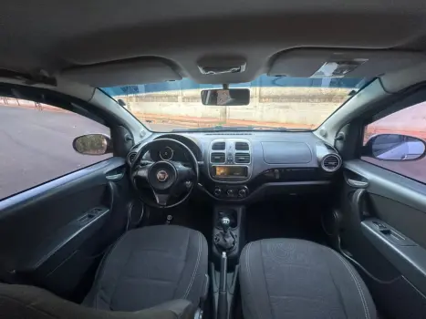 FIAT Grand Siena 1.4 4P EVO ATTRACTIVE FLEX, Foto 3 FIAT Grand Siena 1.4 4P EVO ATTRACTIVE FLEX, Foto 3