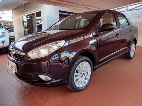 FIAT Grand Siena 1.6 16V 4P ESSENCE FLEX, Foto 3
