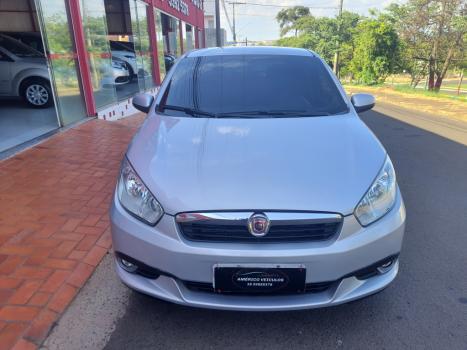 FIAT Grand Siena 1.6 16V 4P ESSENCE FLEX, Foto 2