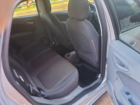 FIAT Grand Siena 1.6 16V 4P ESSENCE FLEX, Foto 10