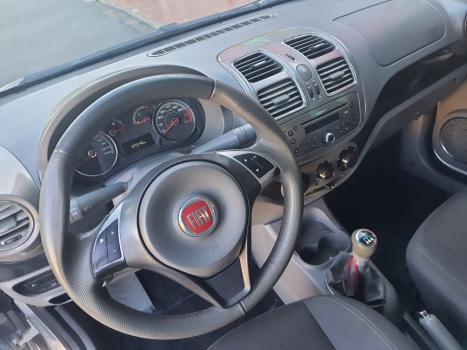 FIAT Grand Siena 1.6 16V 4P ESSENCE FLEX, Foto 14