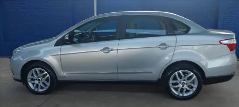 FIAT Grand Siena 1.6 16V 4P ESSENCE FLEX, Foto 9