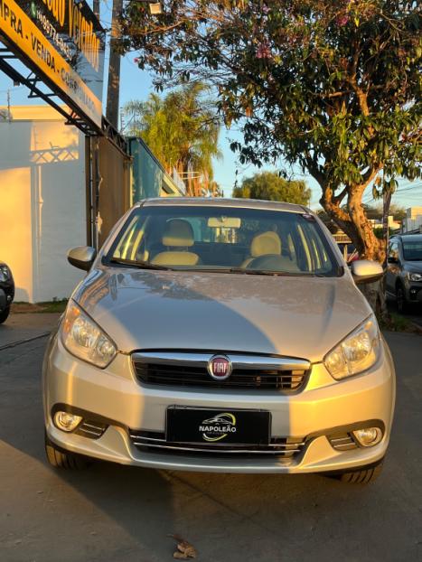FIAT Grand Siena 1.6 16V 4P ESSENCE FLEX, Foto 2
