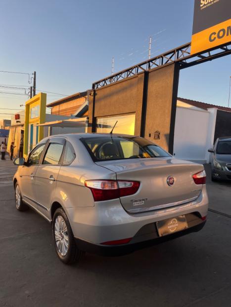FIAT Grand Siena 1.6 16V 4P ESSENCE FLEX, Foto 4