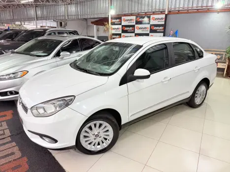 FIAT Grand Siena 1.6 16V 4P ESSENCE FLEX, Foto 3