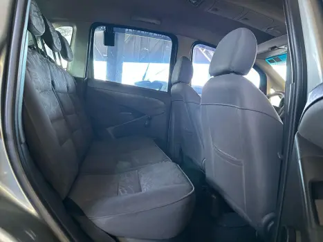 FIAT Idea 1.8 16V 4P ADVENTURE FLEX, Foto 8