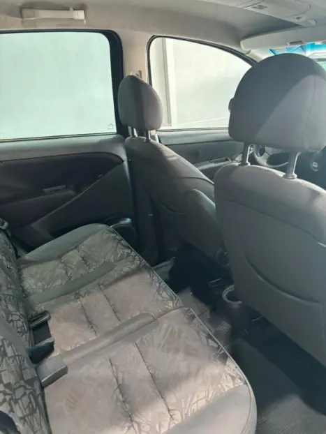 FIAT Idea 1.8 16V 4P ADVENTURE FLEX, Foto 8