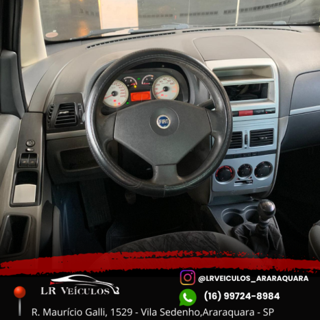 FIAT Idea 1.8 4P HLX FLEX, Foto 2