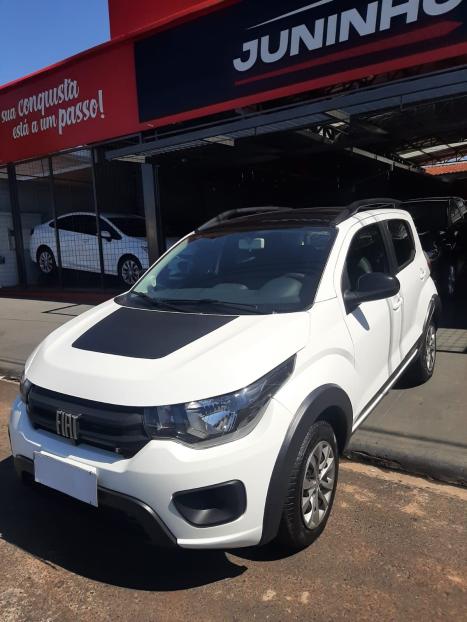 FIAT Mobi 1.0 4P FLEX DRIVE FIRE FLY, Foto 1