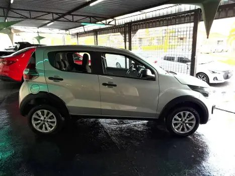 FIAT Mobi 1.0 4P FLEX DRIVE FIRE FLY, Foto 6