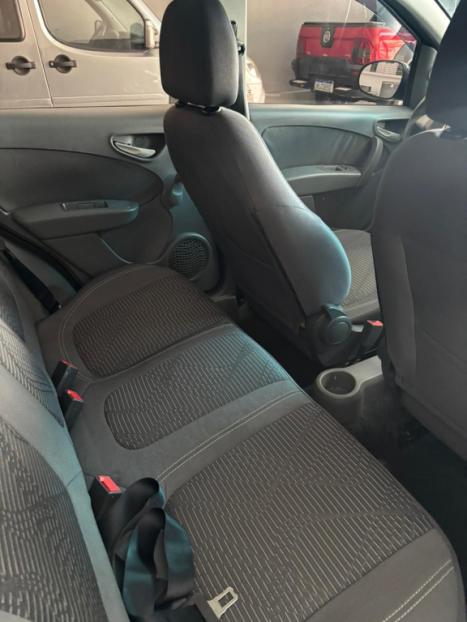 FIAT Palio 1.4 4P FLEX ATTRACTIVE, Foto 8